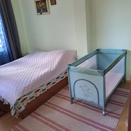 Apartment уютен при нели Varna